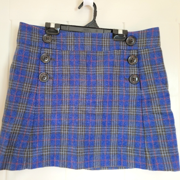 Plaid wool mini skirt, cute buttons - Picture 1 of 4